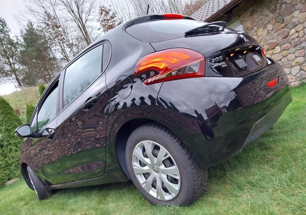 Peugeot 208 cena 24900 przebieg: 109411, rok produkcji 2017 z Czarnków małe 704